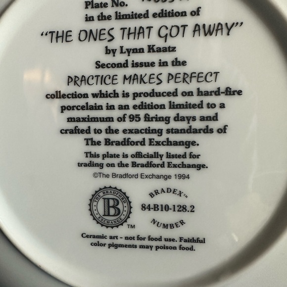 The Ones That Got Away, Golden Retriever Dog Collector Plate Bradford Exchange - Picture 4 of 9